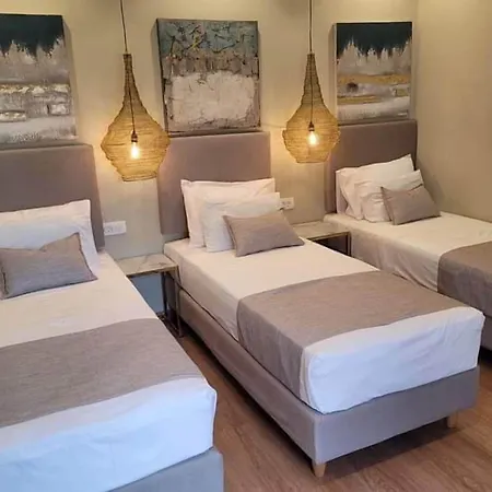 アパートホテル アントニア サントリーニ