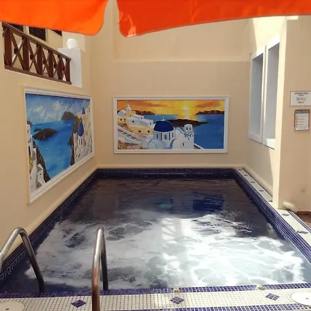 Aparthotel Antonia 2*