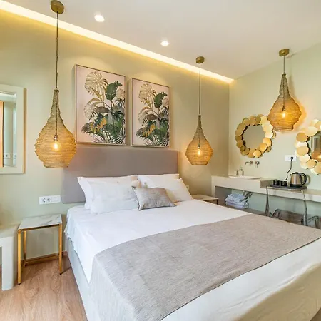 Antonia Fira (Santorini)