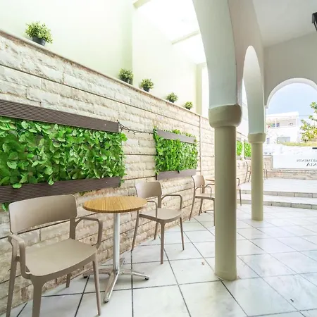 Antonia Aparthotel Fira (Santorini)
