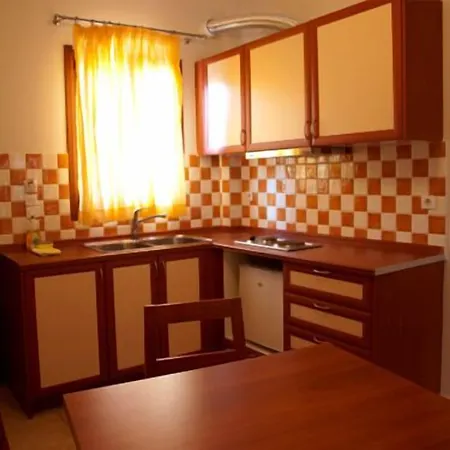 安东尼亚公寓酒店 2* 费拉