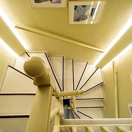 Aparthotel Antonia Fira (Santorini)