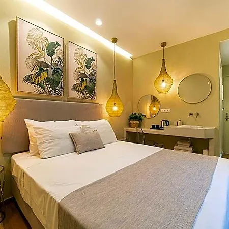 Antonia Aparthotel Fira (Santorini)