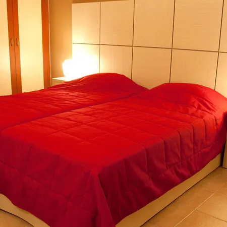 Aparthotel Antonia 2*
