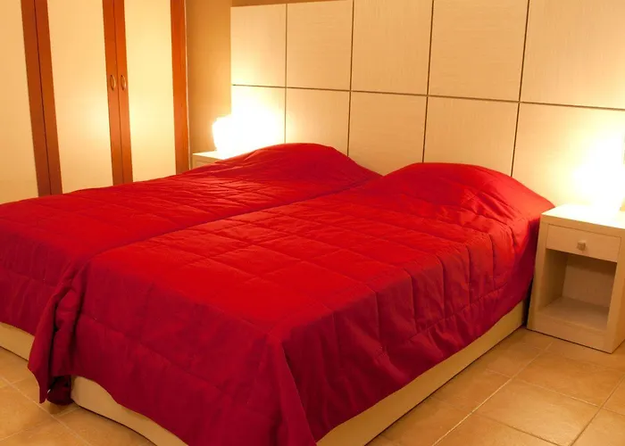 Antonia Aparthotel Fira (Santorini)