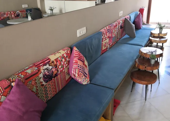 Antonia Aparthotel Fira (Santorini)